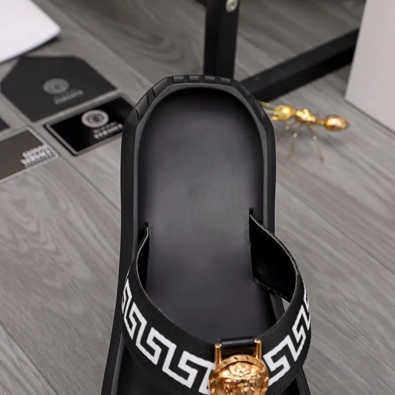 ModernLook Versace Slippers 37254