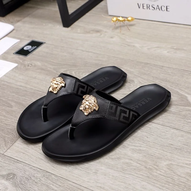 Versace Slippers Stylish 37248