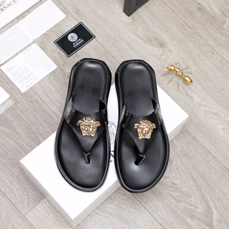Versace Slippers FashionForward 37258