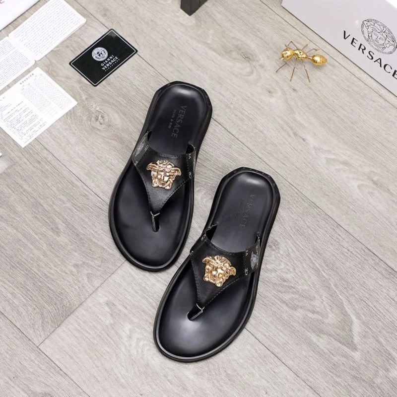 Versace Slippers FashionForward 37258