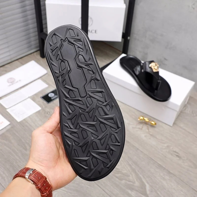 Versace Slippers FashionForward 37258