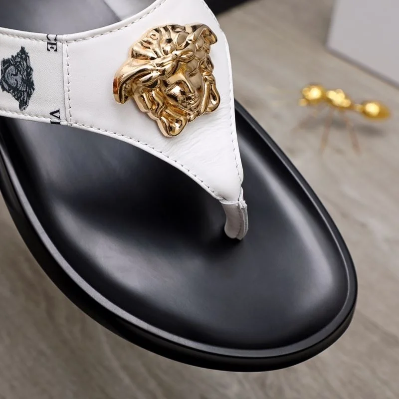 Affordable Versace Slippers 37251