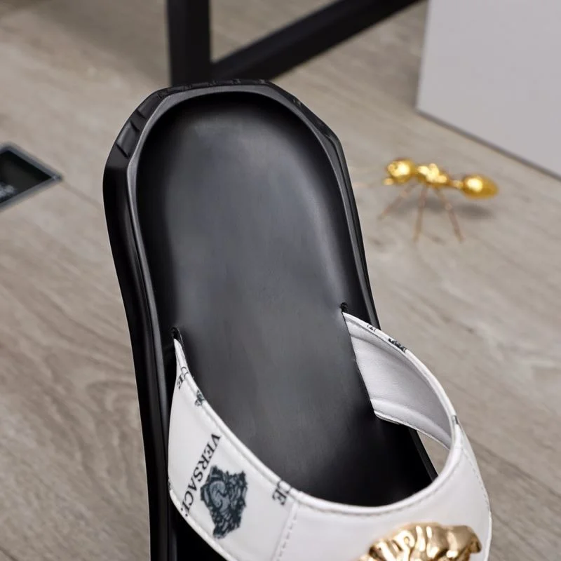Affordable Versace Slippers 37251