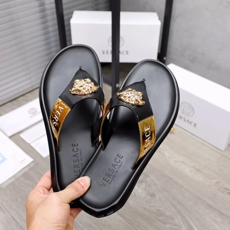 WrinkleFree Versace Slippers 37257