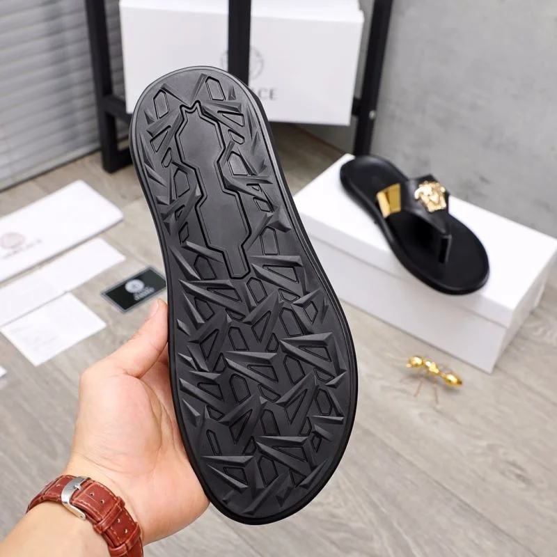WrinkleFree Versace Slippers 37257