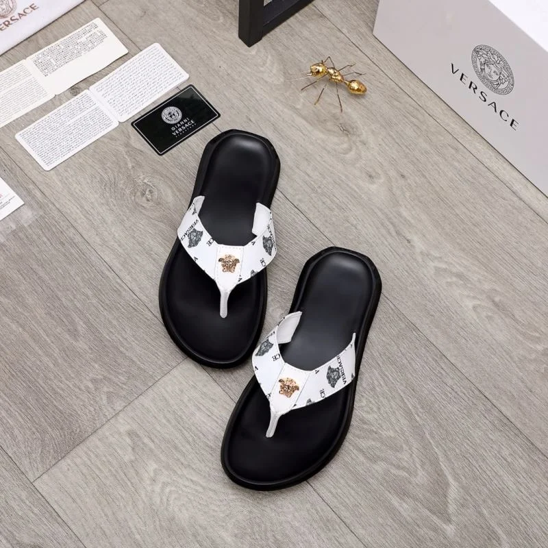 Practical Versace Slippers 37256