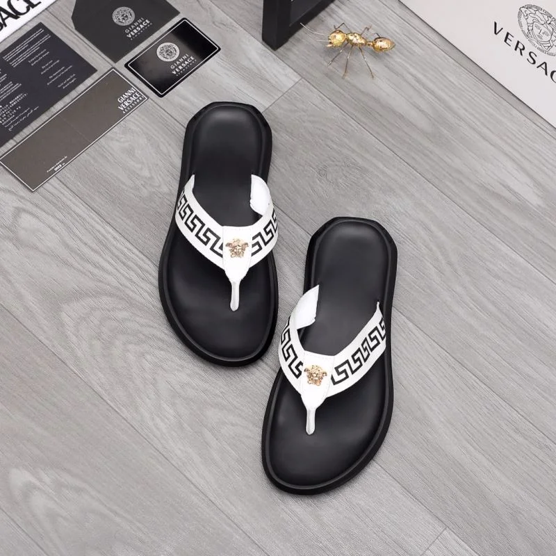 Versace Slippers Breathable 37234