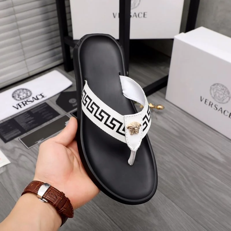 Versace Slippers Breathable 37234