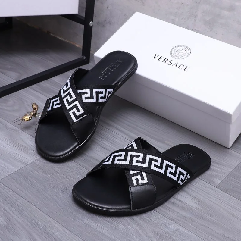 Cozy Versace Slippers 37224