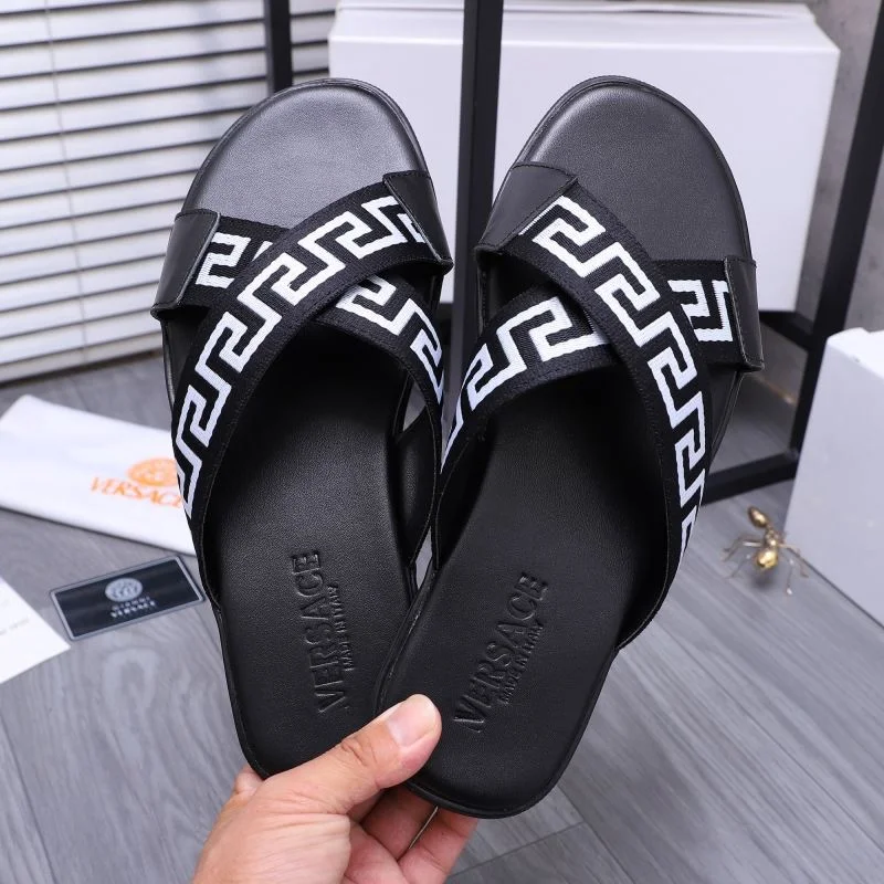 Cozy Versace Slippers 37224