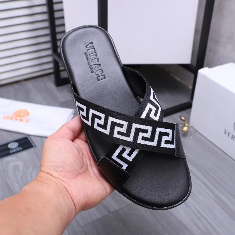 Cozy Versace Slippers 37224