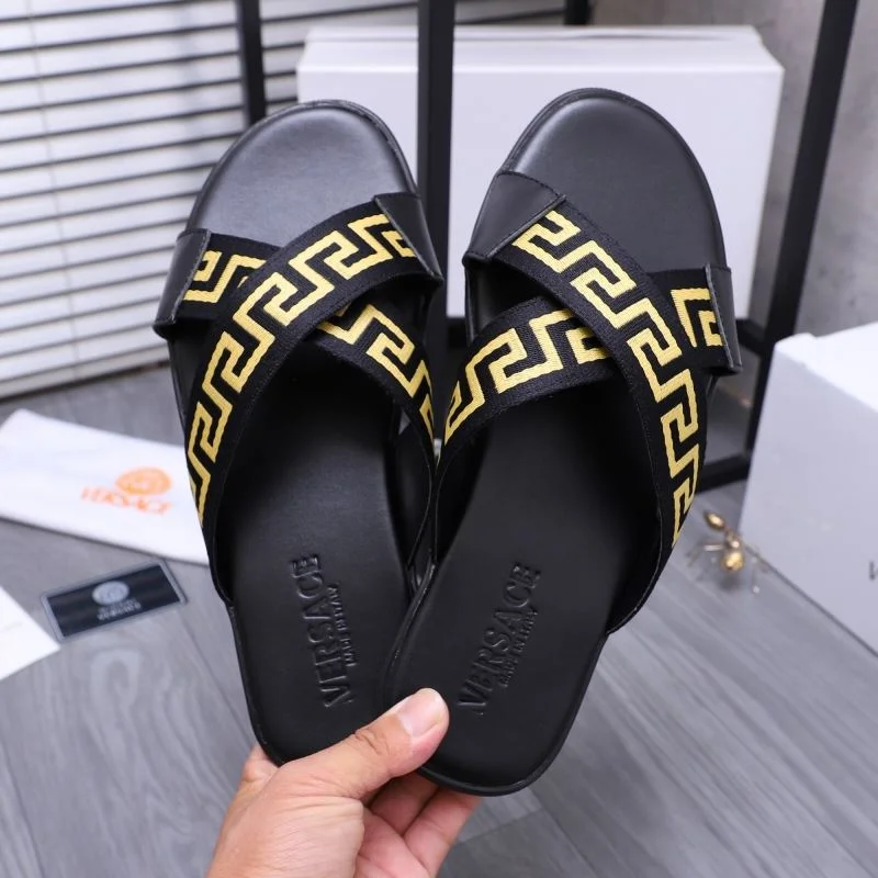 WrinkleFree Versace Slippers 37217