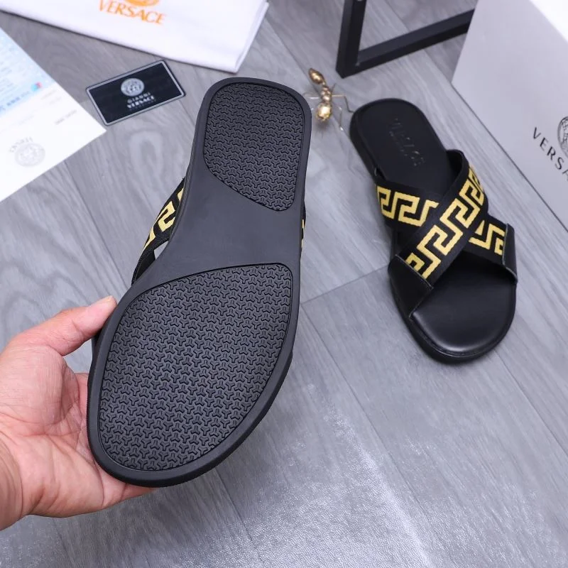 WrinkleFree Versace Slippers 37217