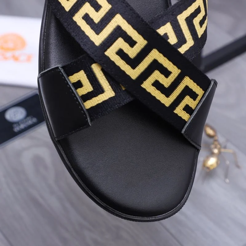 WrinkleFree Versace Slippers 37217