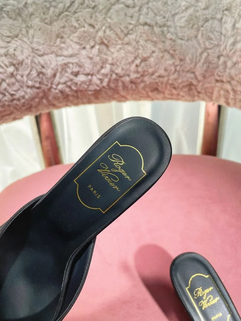 Sporty Versace Slippers 37426