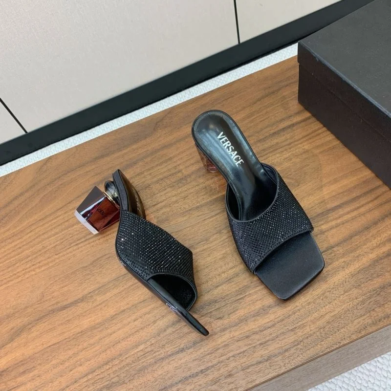 Bold Versace Slippers 37425