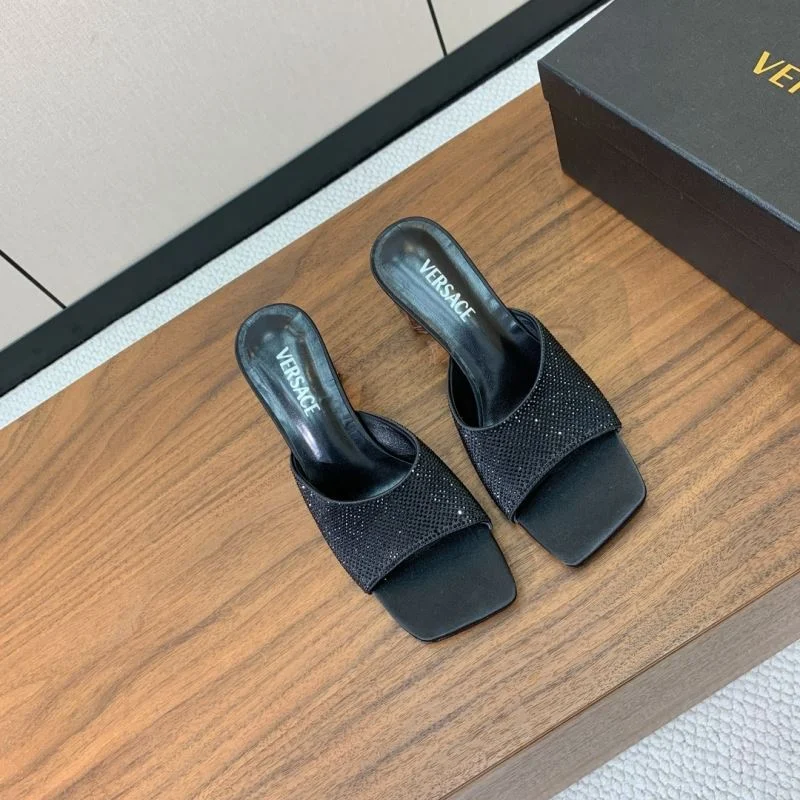 Bold Versace Slippers 37425