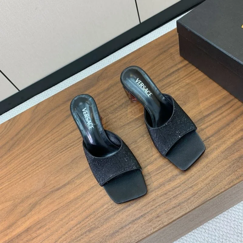 Bold Versace Slippers 37425