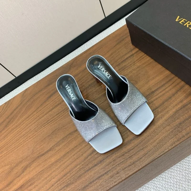 Minimalist Versace Slippers 37411