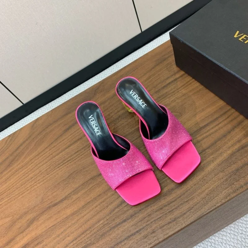 Versace Slippers Youthful 37429