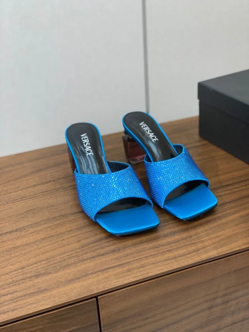 Sleek Versace Slippers 37422