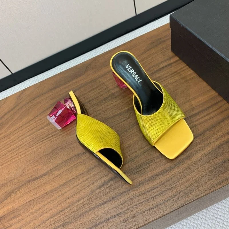 Attractive Versace Slippers 37413