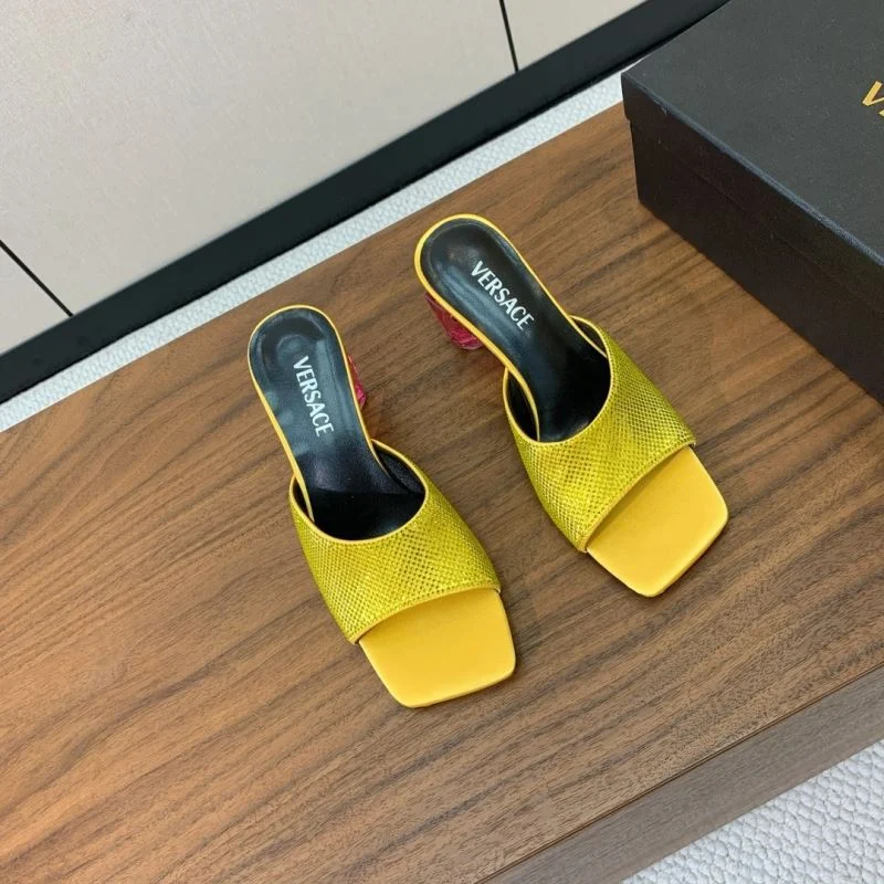 Attractive Versace Slippers 37413
