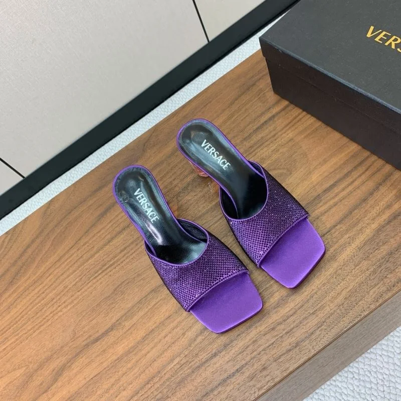 Versace Slippers WaterResistant 37417