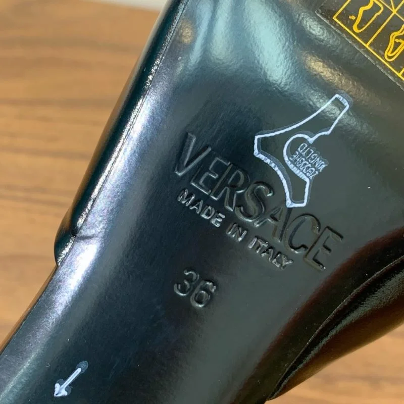 Functional Versace Slippers 37424