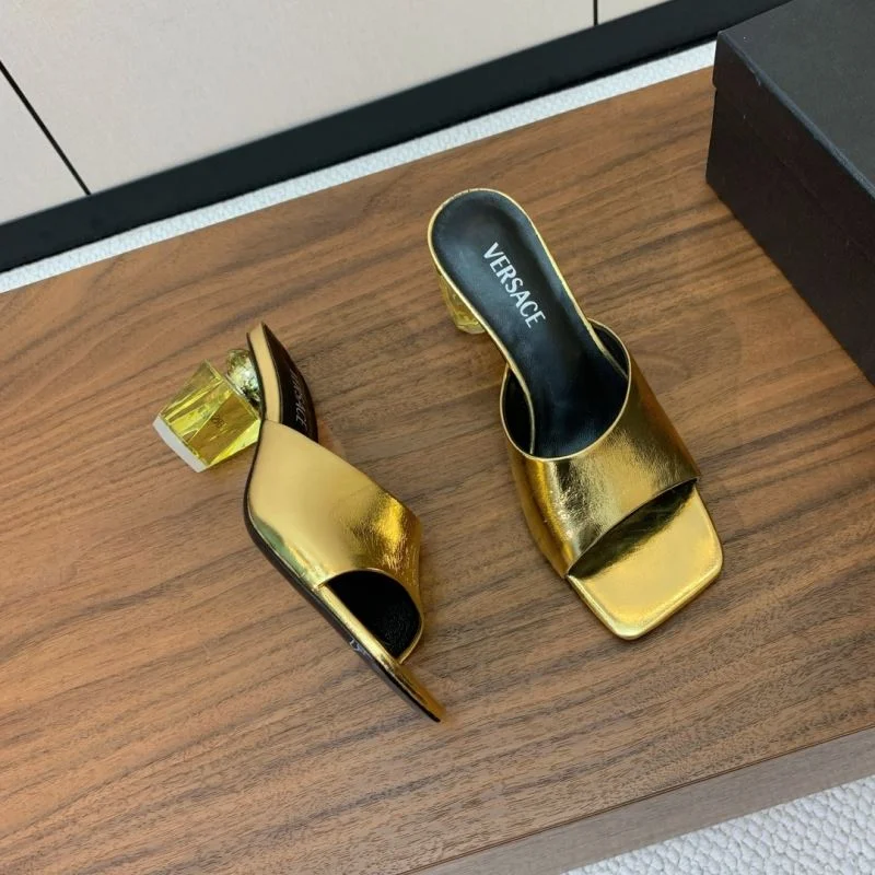 Effortless Versace Slippers 37400