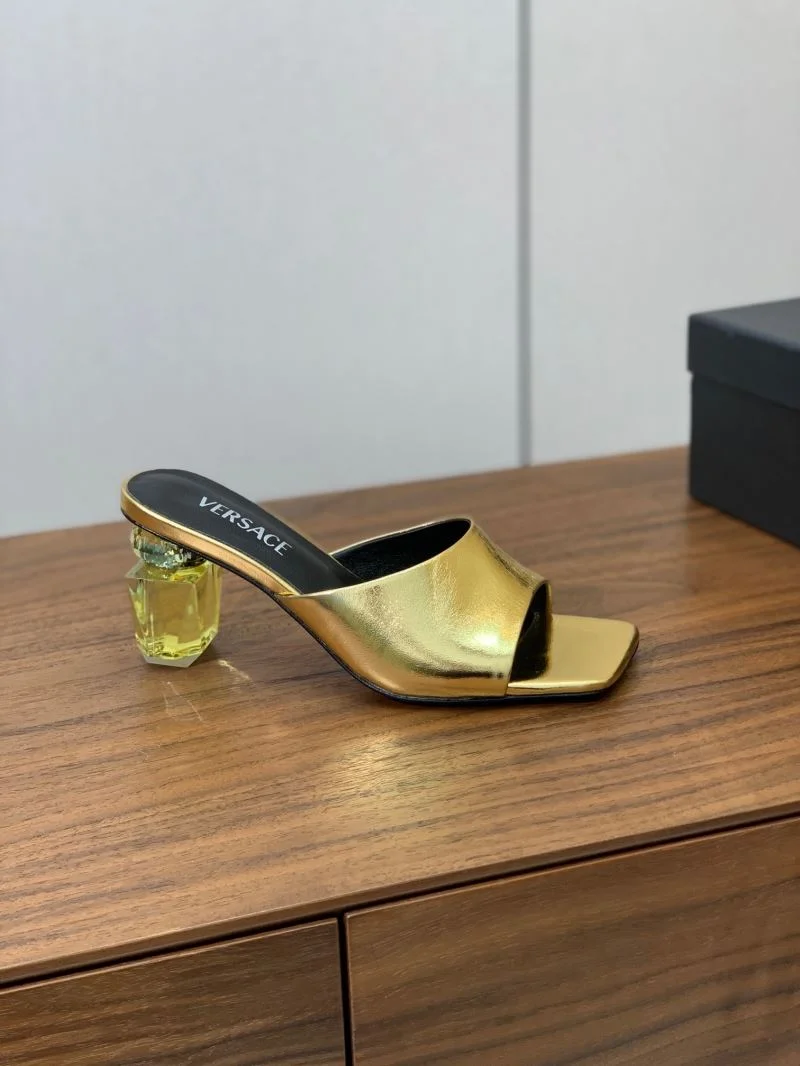 Effortless Versace Slippers 37400