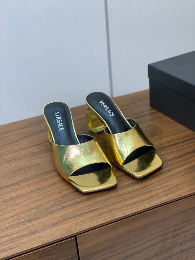 Effortless Versace Slippers 37400