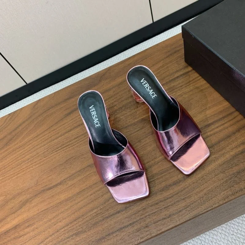Versace Slippers ModernLook 37407