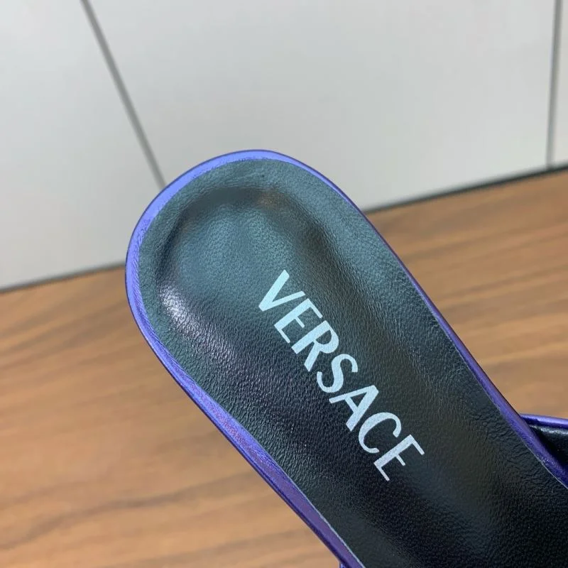 Tailored Versace Slippers 37401