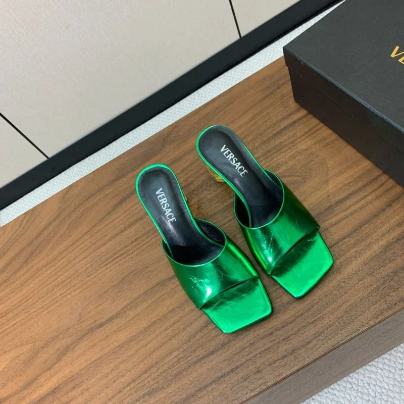 WellDesigned Versace Slippers 37410