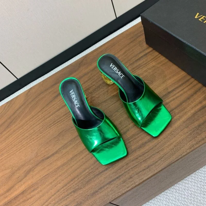 WellDesigned Versace Slippers 37410