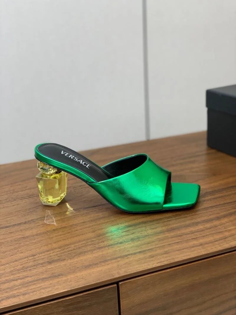 WellDesigned Versace Slippers 37410