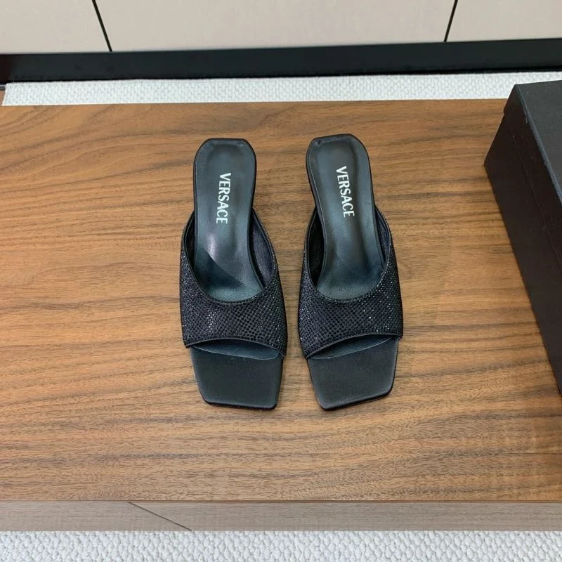 Affordable Versace Slippers 37402
