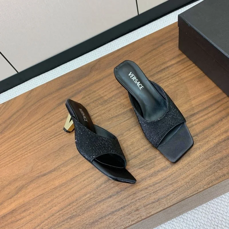 Affordable Versace Slippers 37402