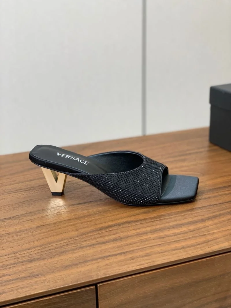 Affordable Versace Slippers 37402