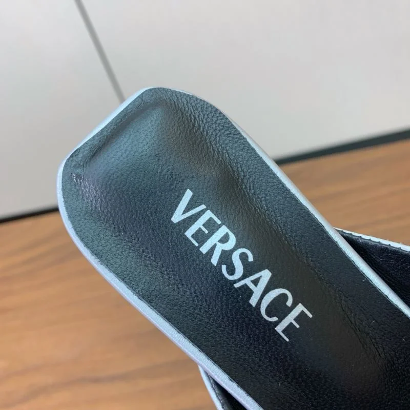 Versace Slippers ComfortFit 37416