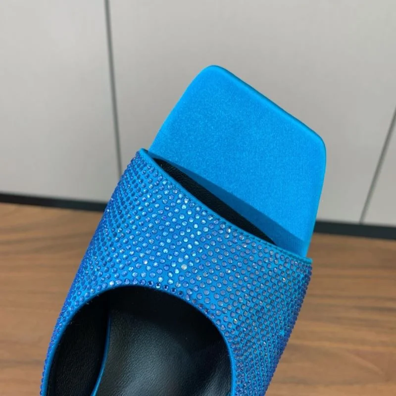 Efficient Versace Slippers 37397