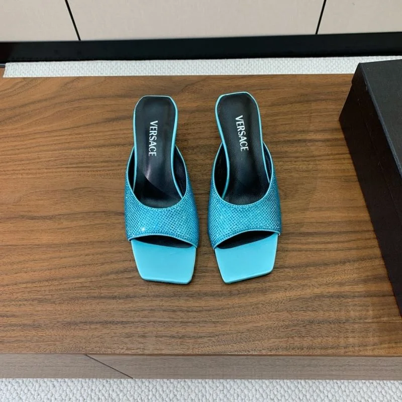 Versace Slippers Bold 37420