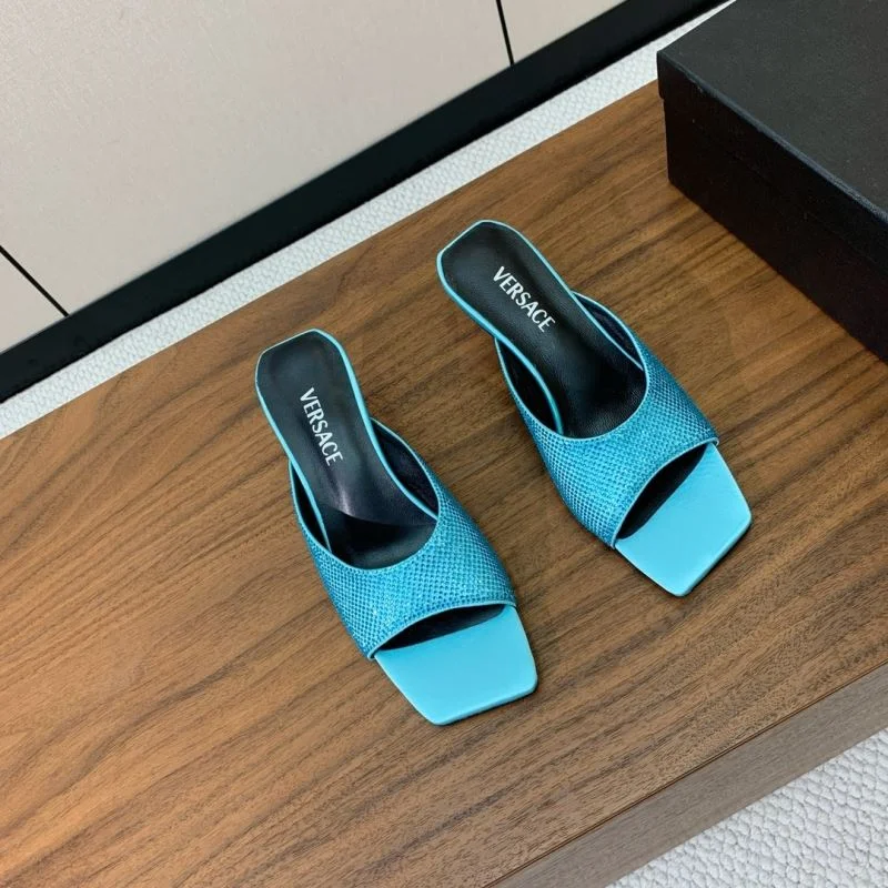 Versace Slippers Bold 37420