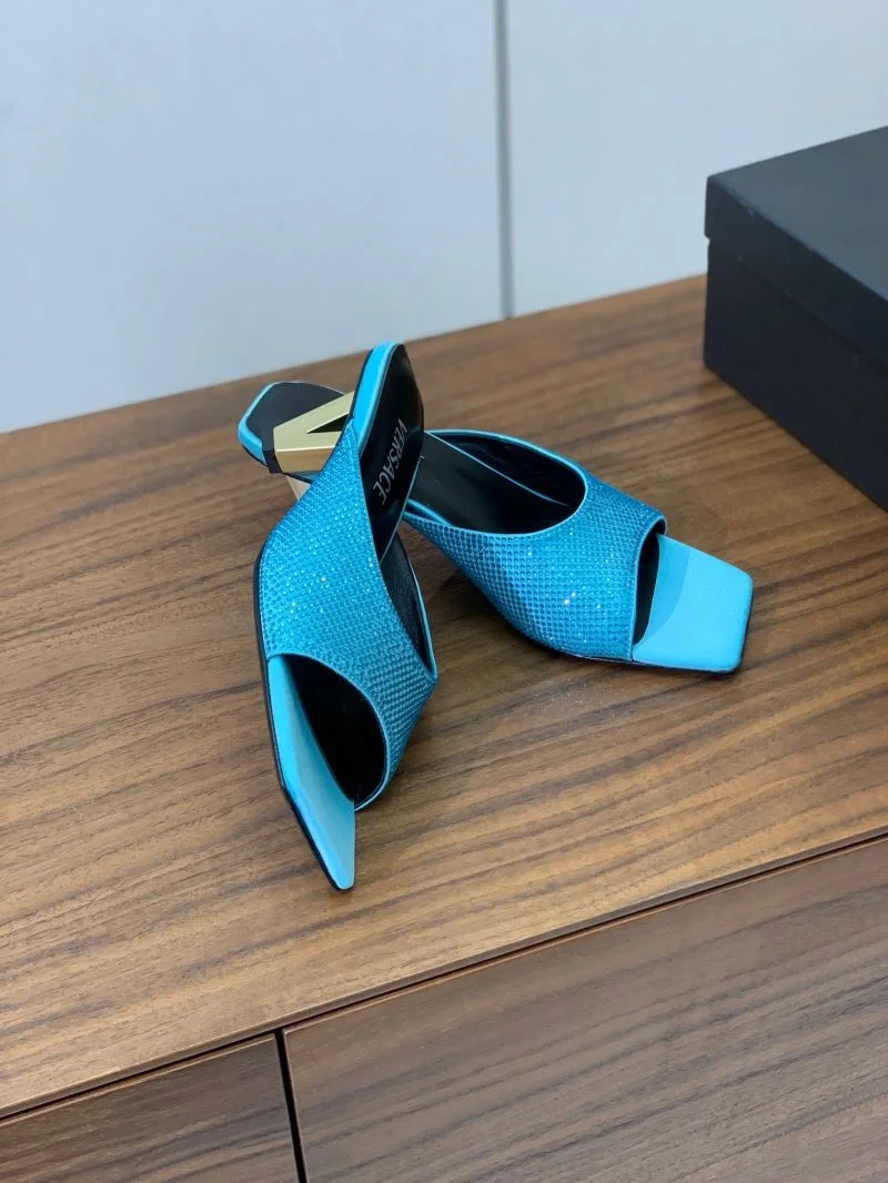 Versace Slippers Bold 37420