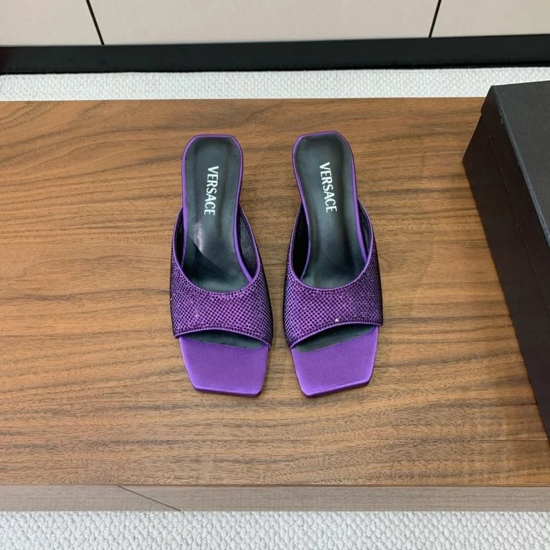 Affordable Versace Slippers 37405
