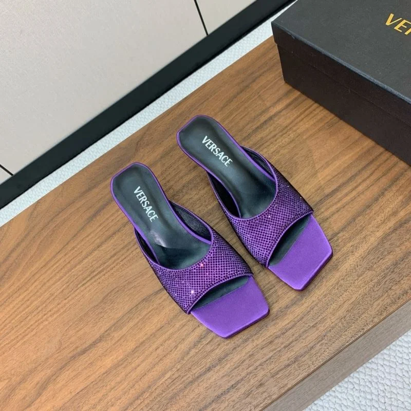 Affordable Versace Slippers 37405
