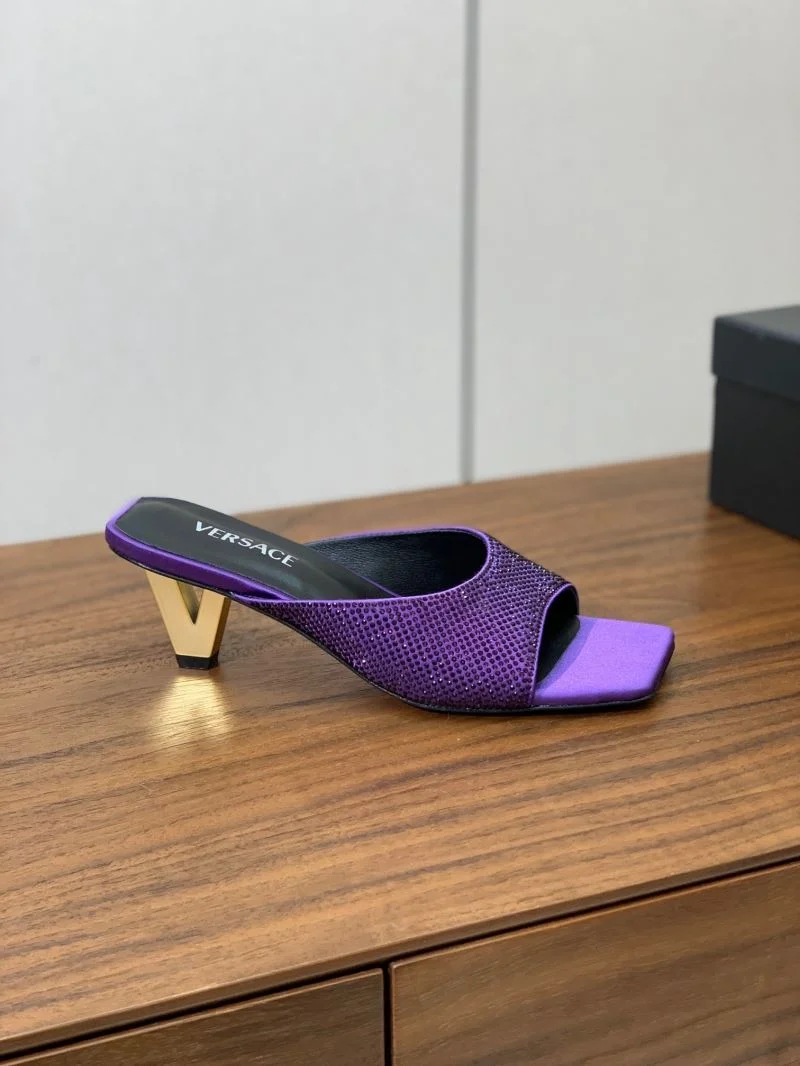 Affordable Versace Slippers 37405