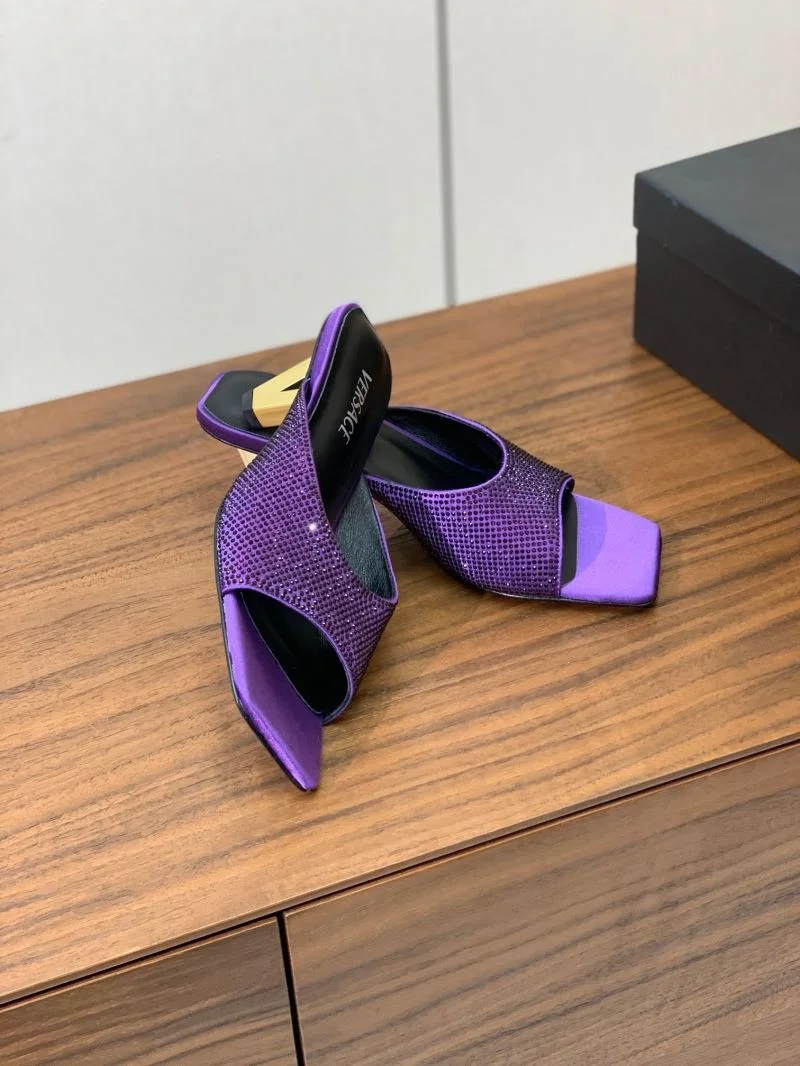 Affordable Versace Slippers 37405