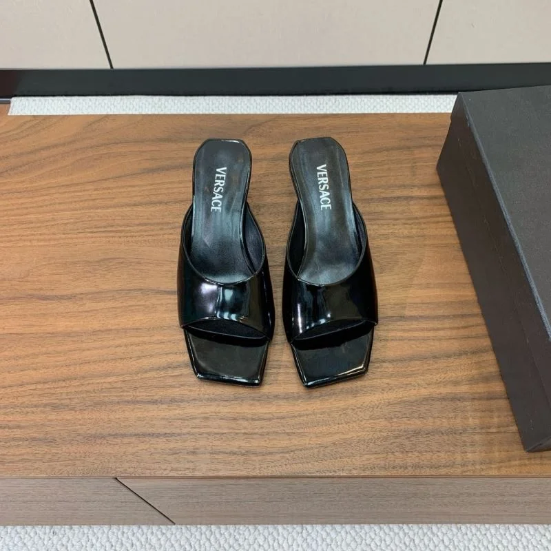 Casual Versace Slippers 37421